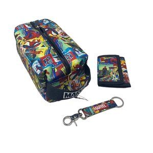 Marvel Spider-Man Comic 3-Piece Gift Set Toiletry Bag/ Key Fob/ Tri Fold Wallet